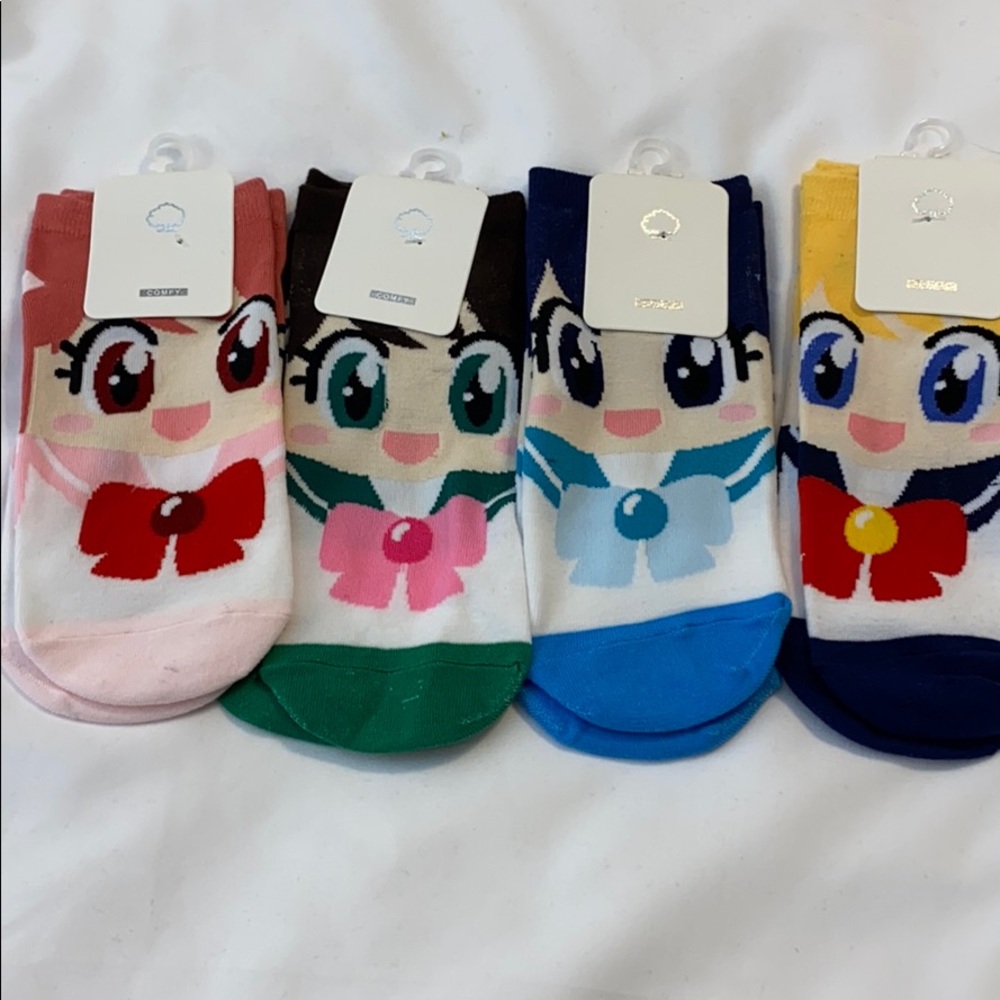 New 4 pack design ankle socks